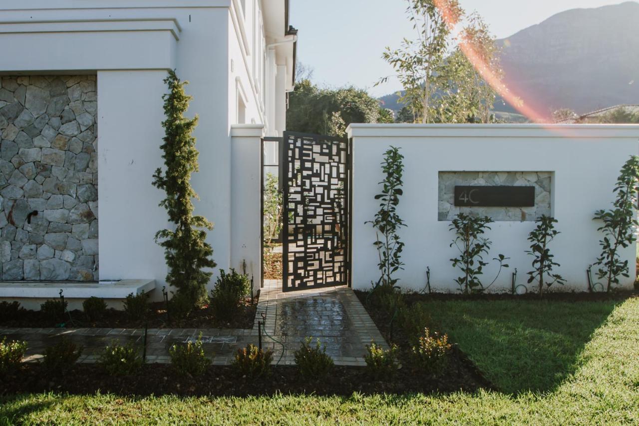 Quiet Hideaway Apartment Somerset West Exterior photo